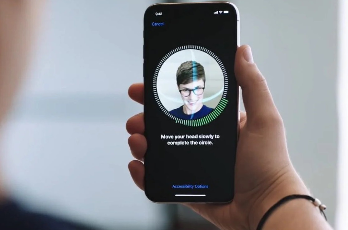 Face ID iPhone funzionante perfettamente riparato riconoscimento facciale test GioLab Assemini Cagliari